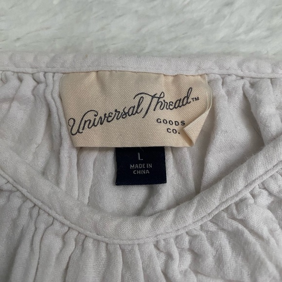 Universal thread size Large dress - Picture 3 of 5